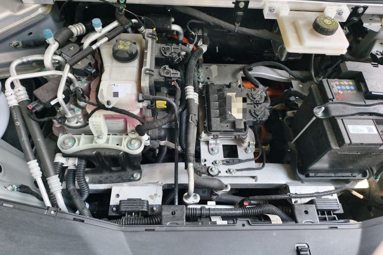 Used AION RT 2025 520 LiDAR Edition Engine Bay