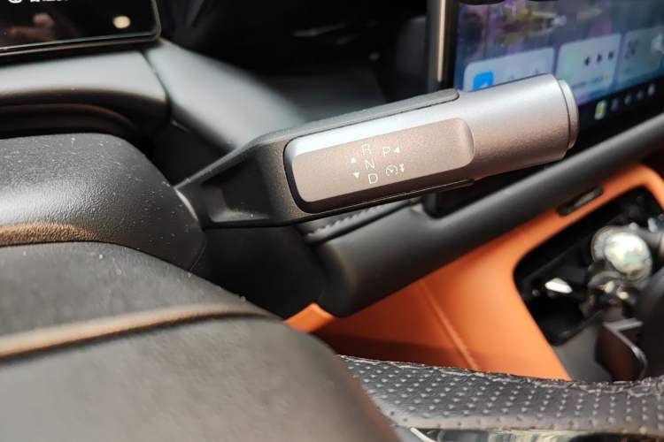 Used AION RT 2025 650 Zhijihao Edition Gear Lever