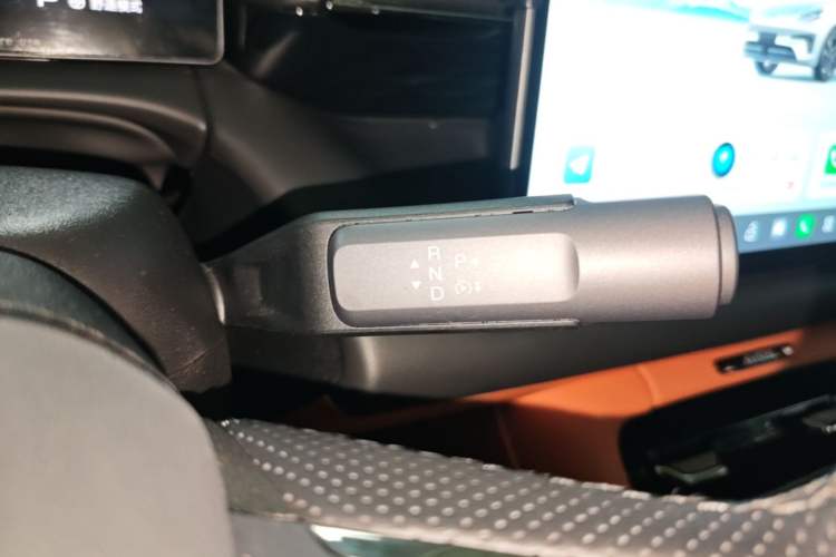 Used AION RT 2025 650 Zhijihao Edition Gear Lever