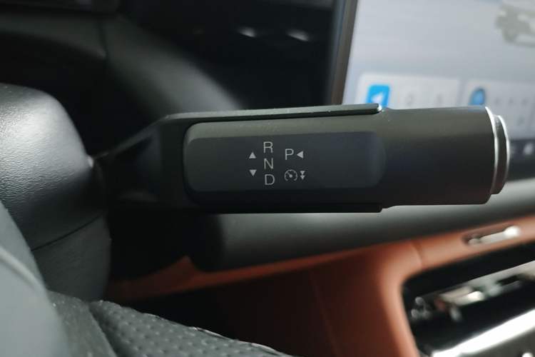 Used AION RT 2025 650 Zhijihao Edition Gear Lever