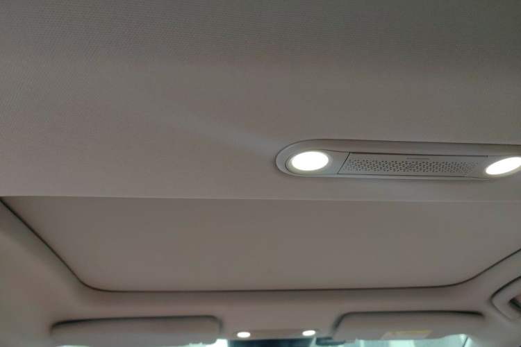 Used AION RT 2025 520 Smart Luxury Edition Headliner