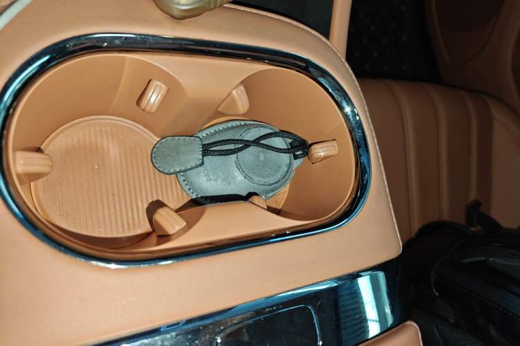 Used AION RT 2025 650 LiDAR Edition Interior 1