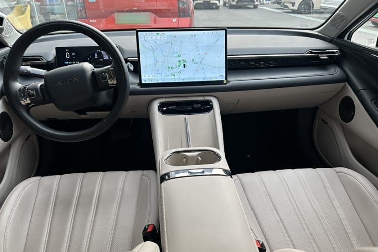 Used AION RT 2025 650 LiDAR Edition Interior 1