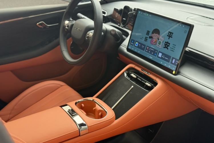 Used AION RT 2025 650 LiDAR Edition Interior 10