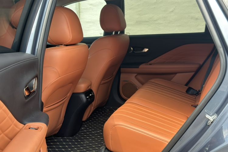 Used AION RT 2025 650 LiDAR Edition Interior 4