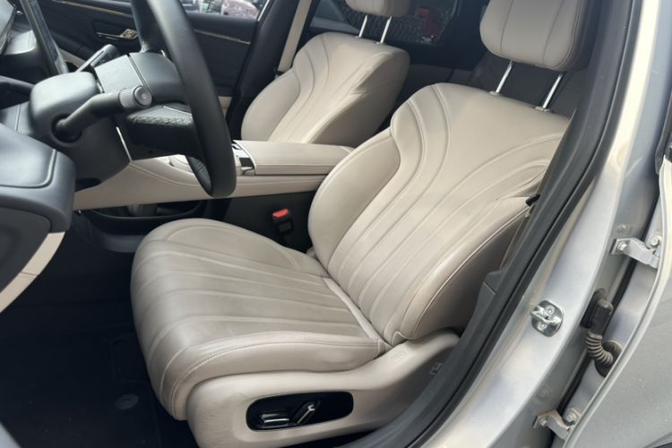 Used AION RT 2025 650 LiDAR Edition Interior 5
