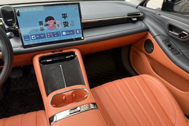 Used AION RT 2025 650 LiDAR Edition Interior 6