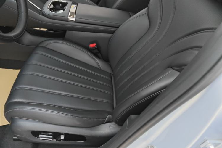 Used AION RT 2025 650 LiDAR Edition Left Front Seat