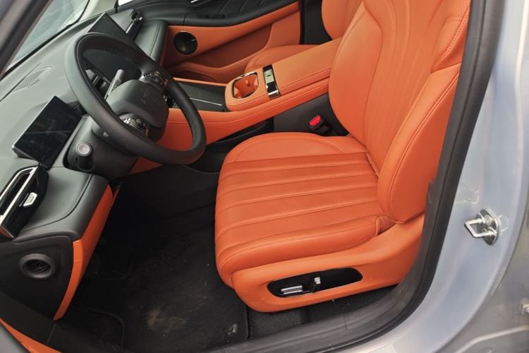 Used AION RT 2025 520 LiDAR Edition Left Front Seat