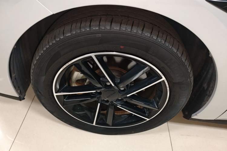 Used AION RT 2025 650 Zhijihao Edition Left Front Wheel Hub