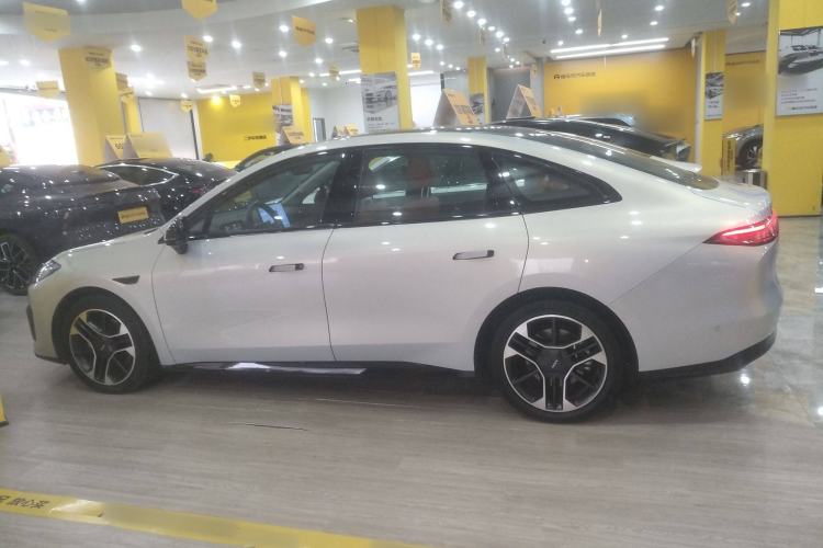 Used AION RT 2025 650 LiDAR Edition Left Side