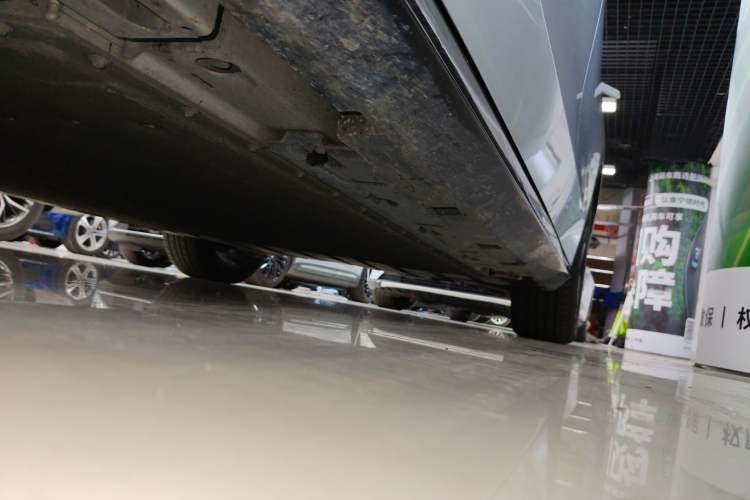 Used AION RT 2025 520 Smart Luxury Edition Left Side Sill