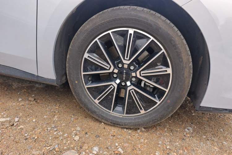 Used AION RT 2025 520 Smart Enjoy Edition Right Front Wheel Hub