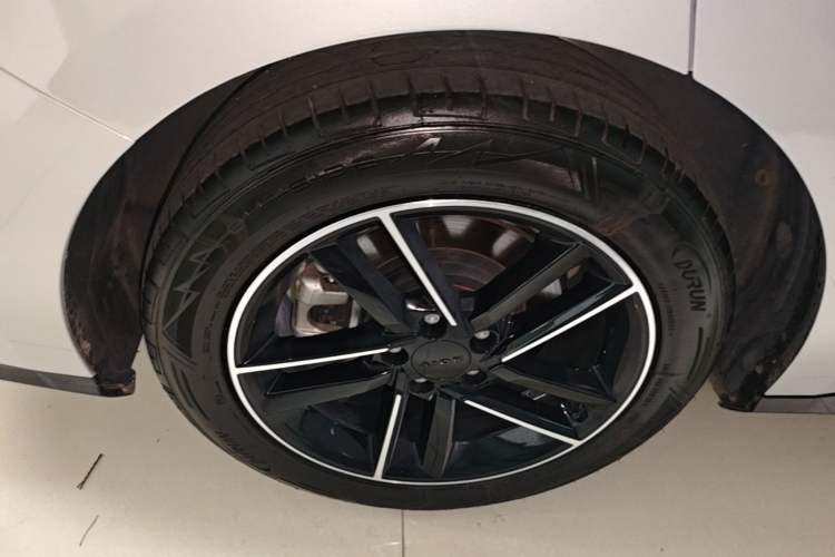 Used AION RT 2025 650 Zhijihao Edition Right Rear Wheel Hub