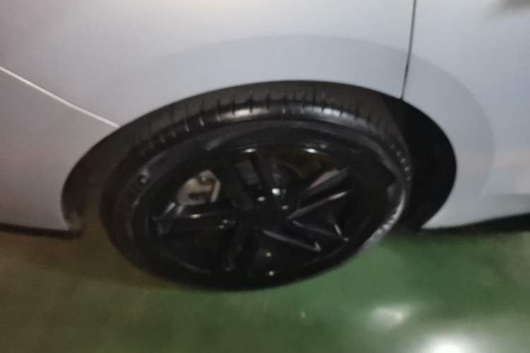 Used AION RT 2025 520 Smart Enjoy Edition Right Rear Wheel Hub