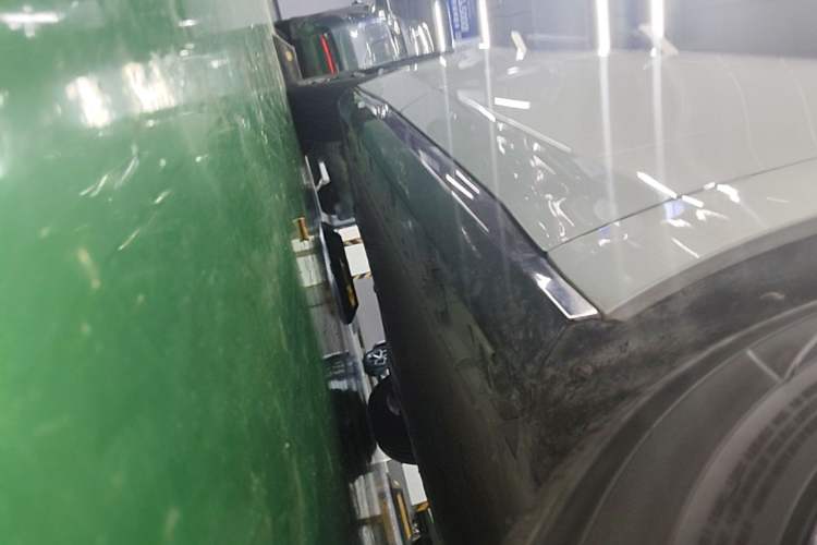 Used AION RT 2025 520 Smart Luxury Edition Right Side Sill