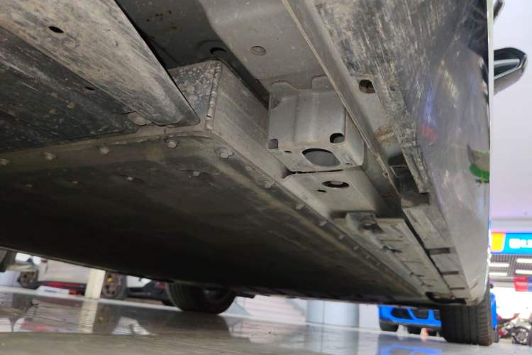 Used AION RT 2025 520 Smart Luxury Edition Right Side Sill