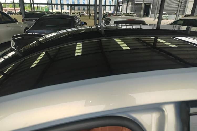Used AION RT 2025 650 LiDAR Edition Roof