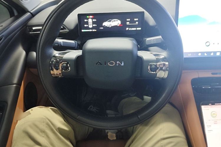 Used AION RT 2025 650 LiDAR Edition Steering Wheel