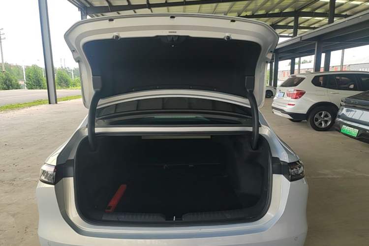 Used AION RT 2025 650 LiDAR Edition Trunk