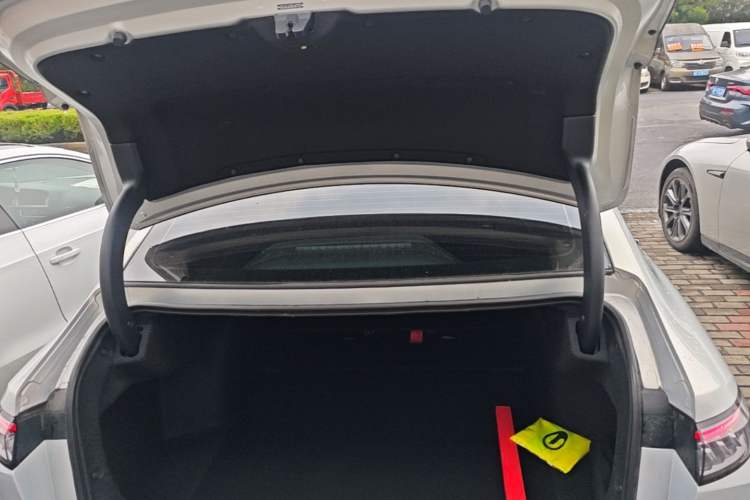 Used AION RT 2025 520 LiDAR Edition Trunk