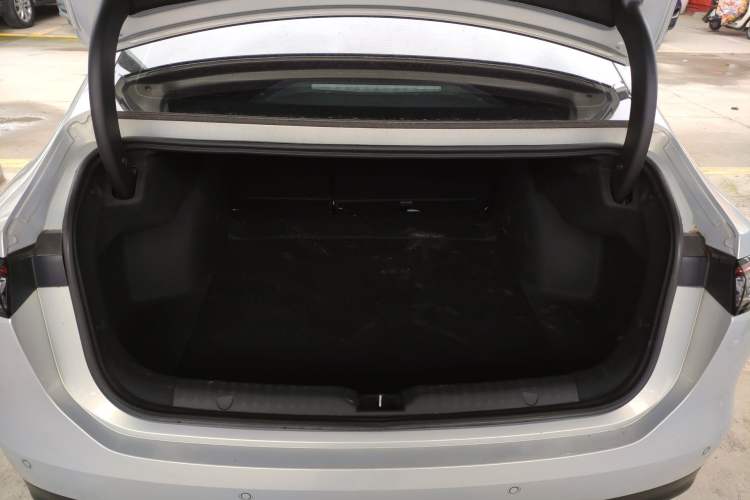 Used AION RT 2025 650 LiDAR Edition Trunk