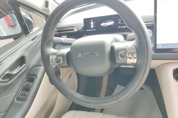 Used AION RT 2025 650 LiDAR Edition Steering Wheel