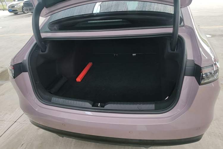 Used AION RT 2025 650 LiDAR Edition Trunk