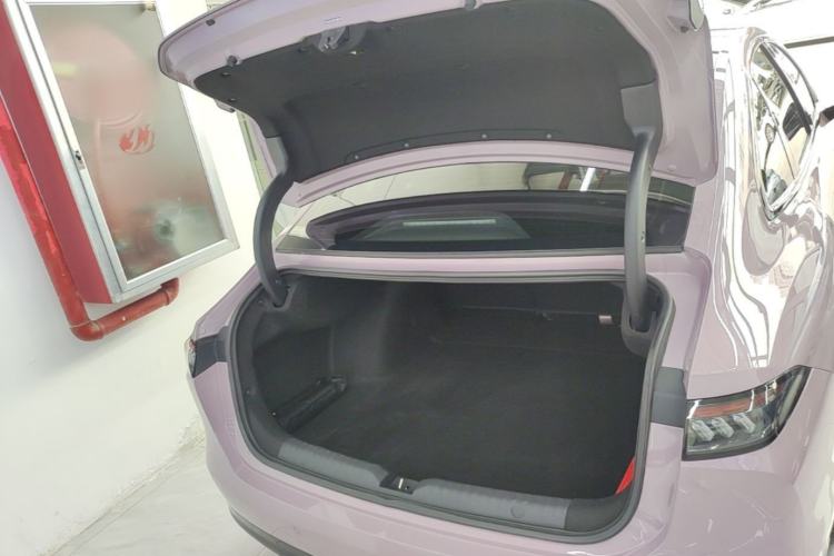 Used AION RT 2025 650 LiDAR Edition Trunk