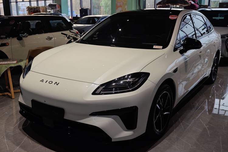 Used AION RT 2025 650 Zhijihao Edition Guazi used car, China used car export, Used car for sale, Used AION cars, Cheapest cars for sale, Electric vehicle, New energy car