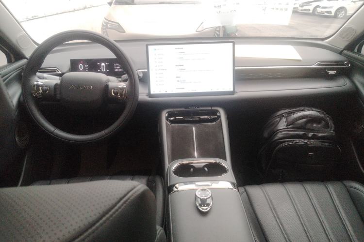 Used AION RT 2025 520 Smart Luxury Edition Center Console