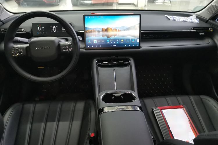 Used AION RT 2025 520 Smart Luxury Edition Center Console