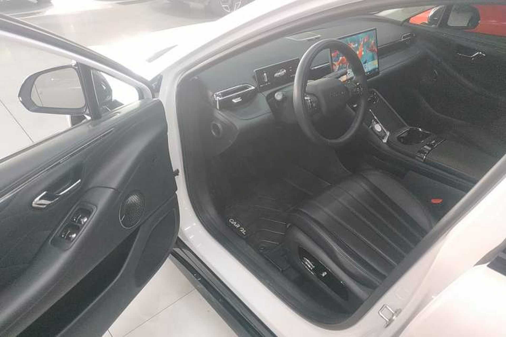 Used AION RT 2025 650 LiDAR Edition Driver Seat