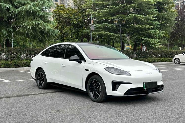 Used AION RT 2025 520 Smart Luxury Edition Exterior 3