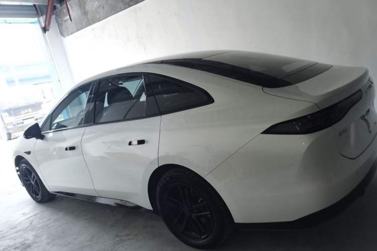 Used AION RT 2025 520 Smart Luxury Edition Exterior 3
