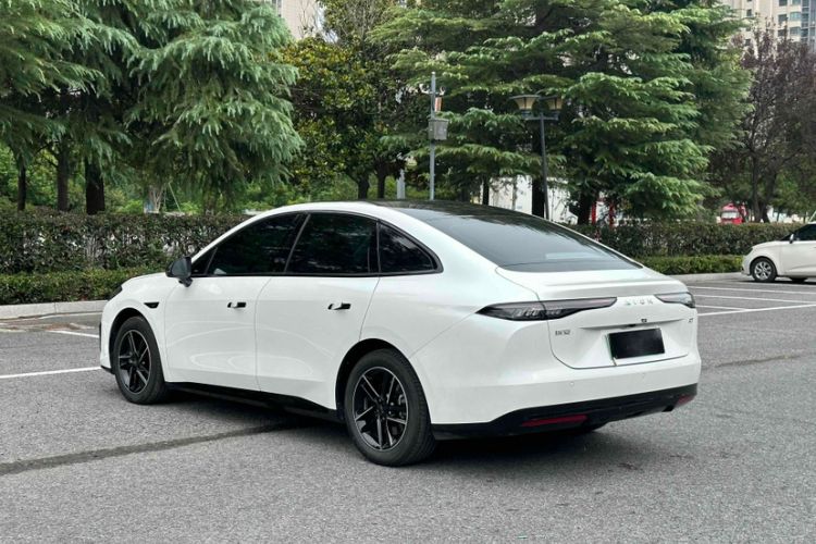 Used AION RT 2025 520 Smart Luxury Edition Exterior 5
