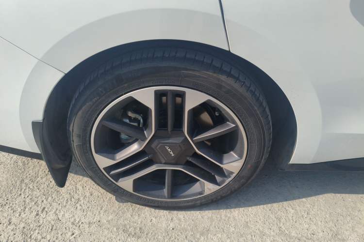 Used AION RT 2025 650 Smart Edition Exterior 5