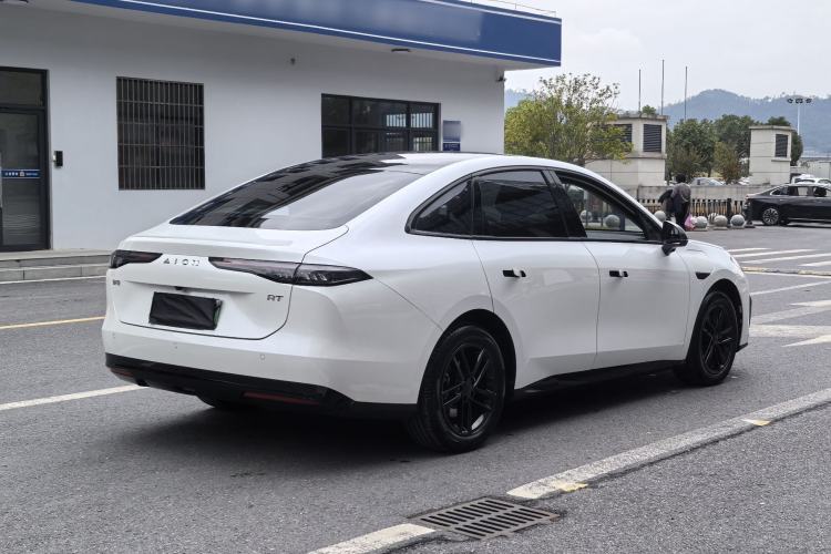 Used AION RT 2025 520 Smart Luxury Edition Exterior 6
