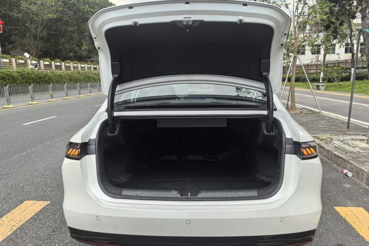 Used AION RT 2025 650 Zhijihao Edition Exterior 7