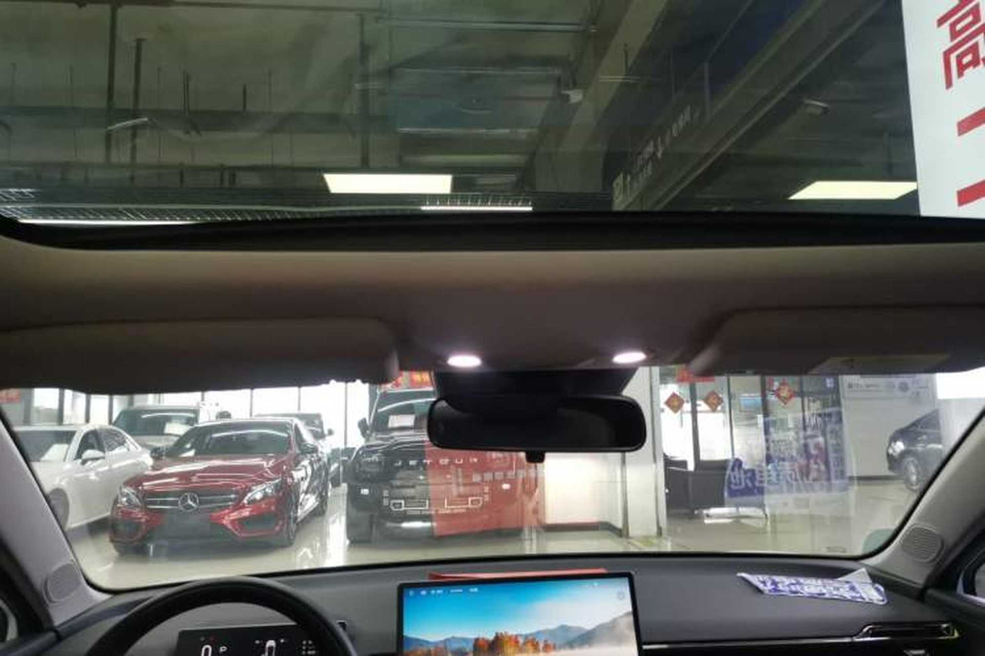 Used AION RT 2025 520 Smart Luxury Edition Headliner
