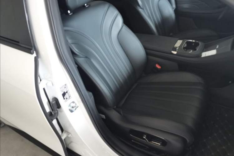 Used AION RT 2025 520 Smart Luxury Edition Interior 11