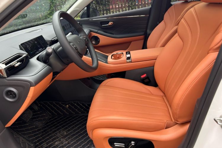 Used AION RT 2025 520 Smart Luxury Edition Interior 12