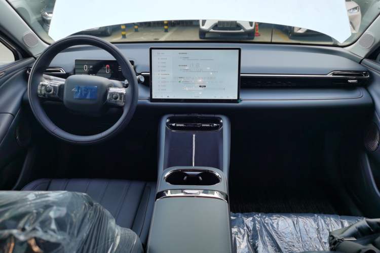 Used AION RT 2025 520 Smart Luxury Edition Interior 2