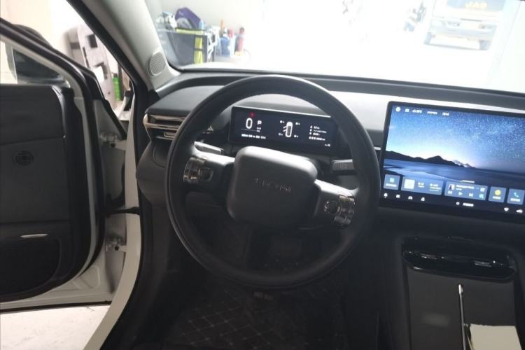 Used AION RT 2025 520 Smart Luxury Edition Interior 3