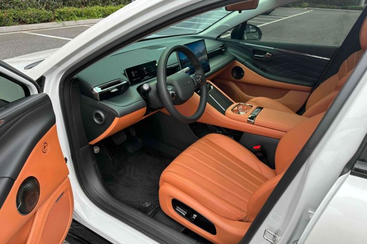 Used AION RT 2025 520 Smart Luxury Edition Interior 5