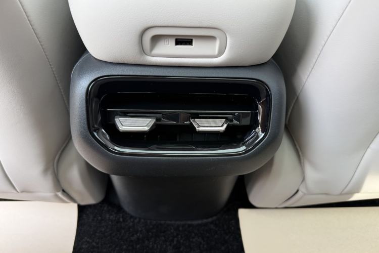 Used AION RT 2025 520 Smart Luxury Edition Interior 5