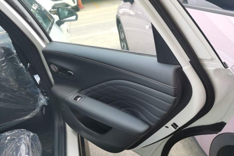 Used AION RT 2025 520 Smart Luxury Edition Interior 6
