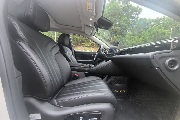 Used AION RT 2025 650 Zhijihao Edition Interior 8