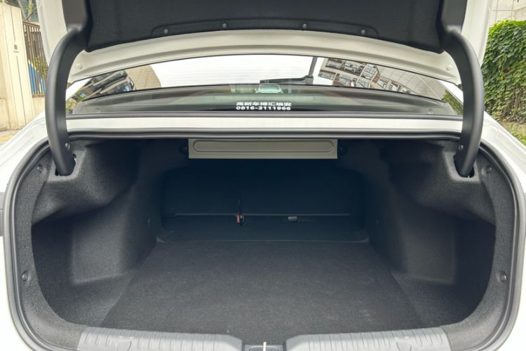 Used AION RT 2025 520 Smart Luxury Edition Interior 9
