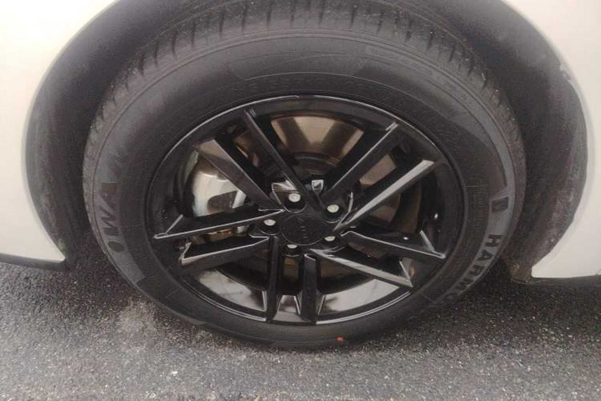 Used AION RT 2025 520 Smart Luxury Edition Left Front Wheel Hub